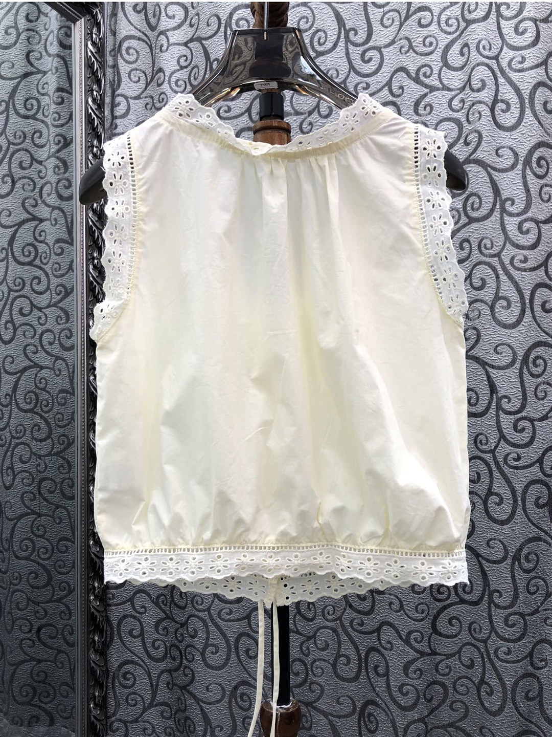 Milan Small Town South Oil Ret – Street Fashion In Milan Bewertung und Preis
