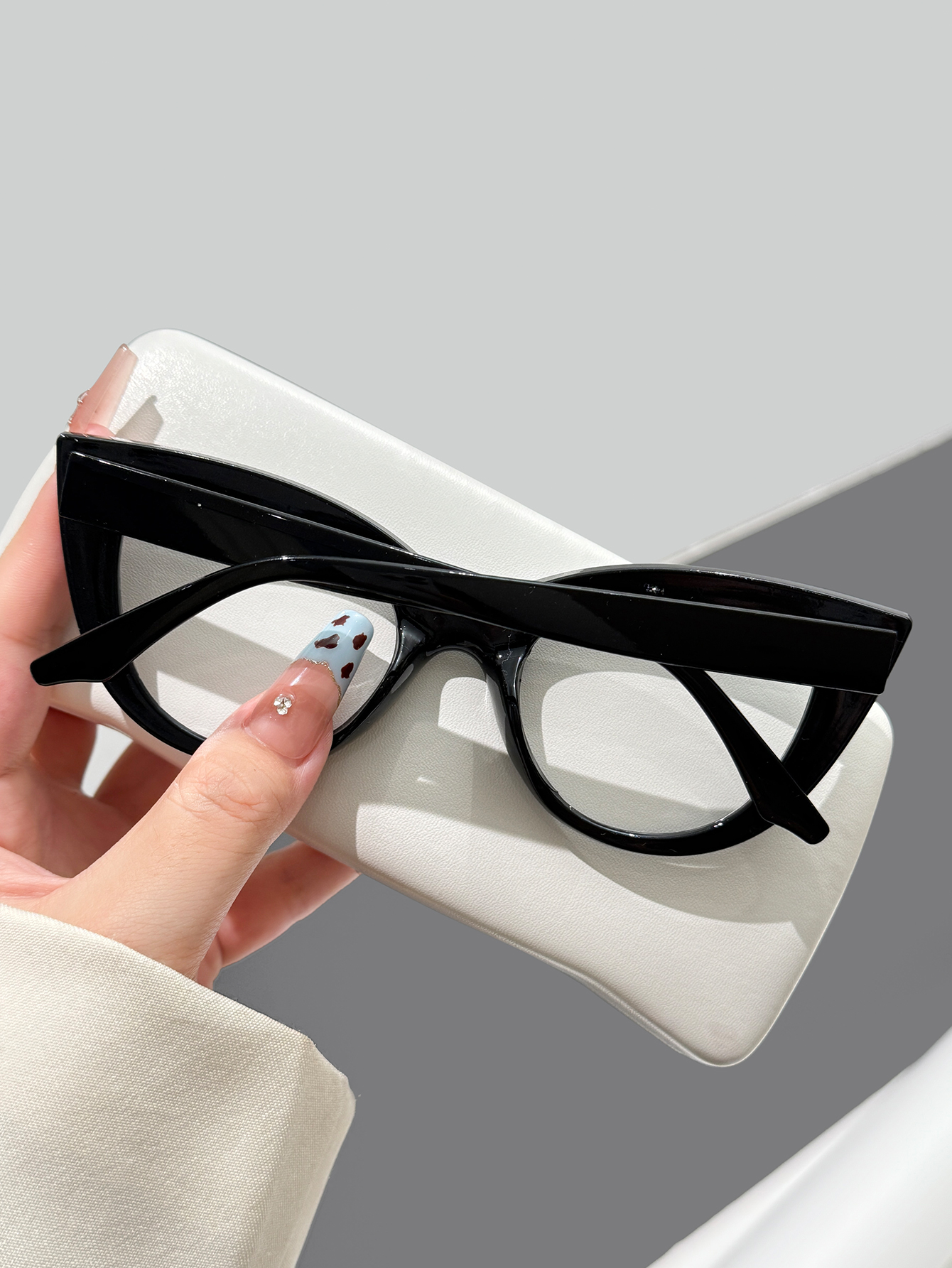 1pc retro black thick frame ca – Street Fashion China Girl Bewertung und Preis