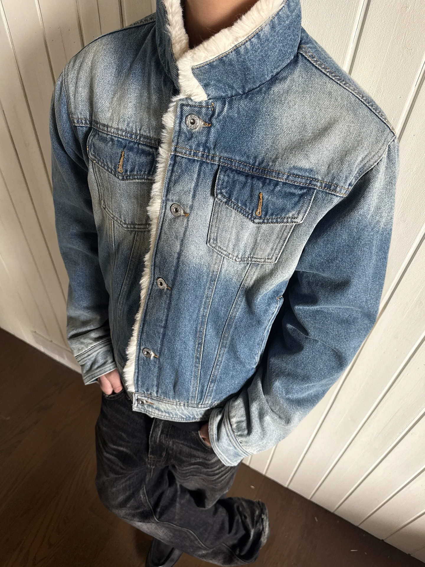 Milan Street Style Worn-In Den – Street Fashion In Milan Bewertung und Preis